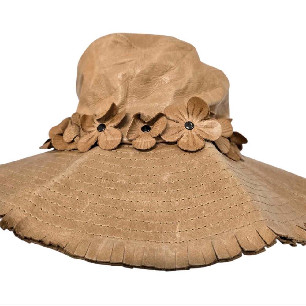 Tracy Watts Leather Floxer Hat‎